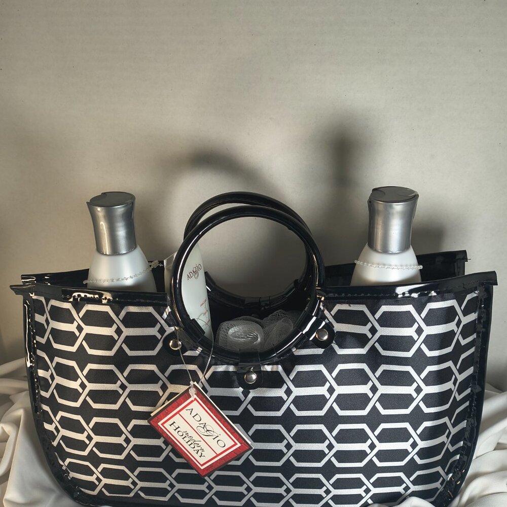 Adagio Modern Holiday Gift Set Womens